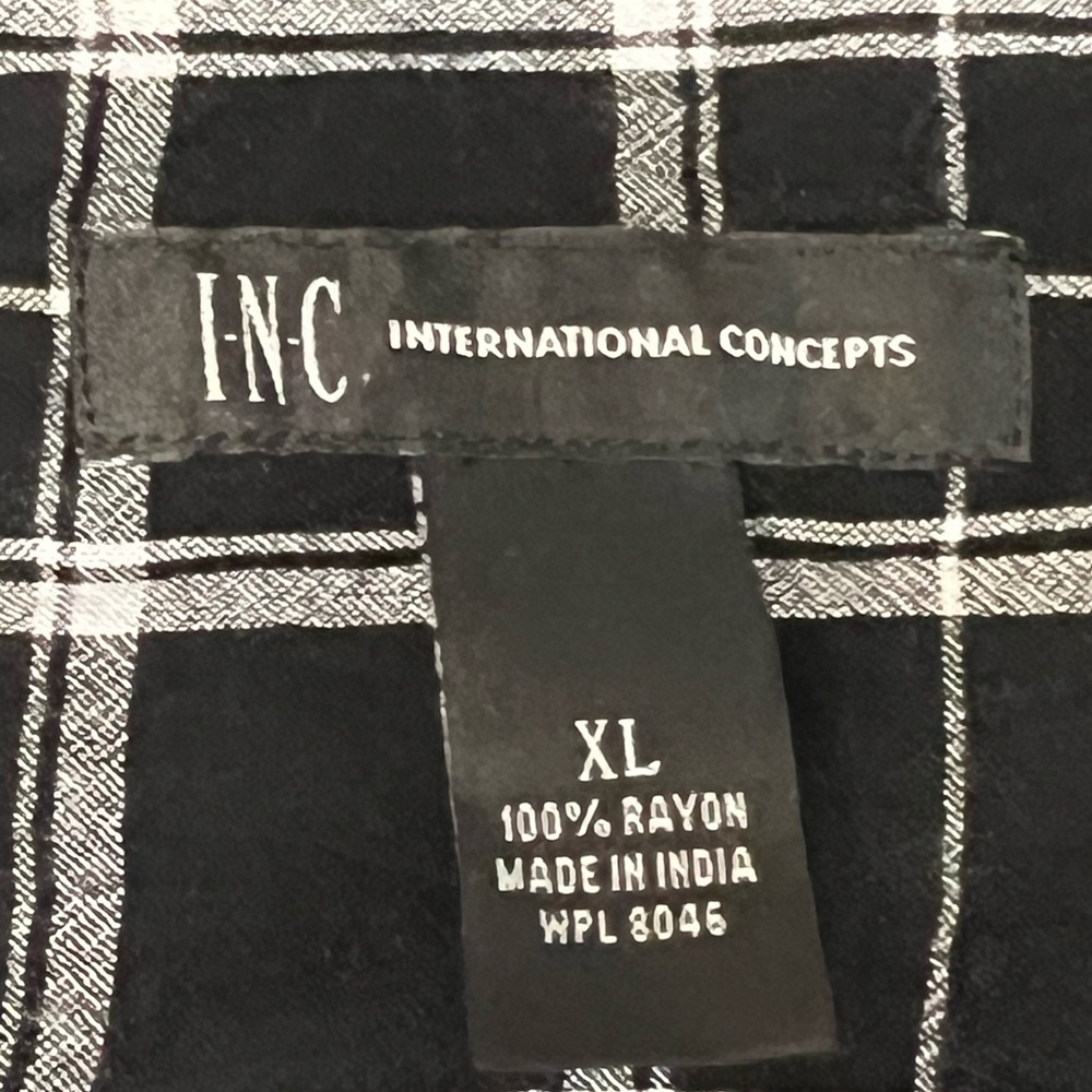INC. XL Ruffle black & white plaid snap top NWT - Picture 7 of 14